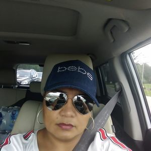 Meet your Posher, Yessenia